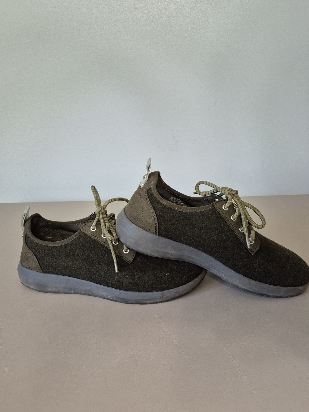 Earth Boomers Olive Wool Lace Up Comfort Shoes Women’s Size 7B